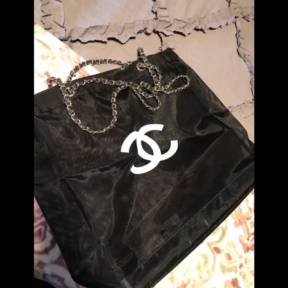 ‼️sold‼️Chanel mesh bag